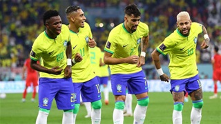 CĐV Brazil phẫn nộ: Đội tuyển vừa bị loại, dàn sao đã tản đi nghỉ mát
