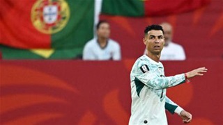 FIFA 'lỗ nặng' khi Ronaldo và Bồ Đào Nha ngã ngựa tại Wold Cup