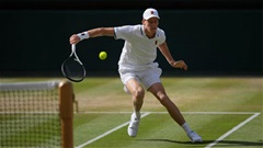 Jannik Sinner hạ Djokovic, tái đấu Zverev ở chung kết Wimbledon