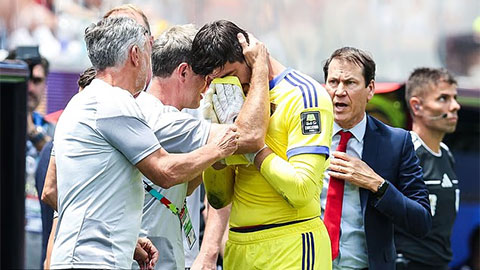 Thibaut Courtois chia tay World Cup trong nước mắt cay đắng