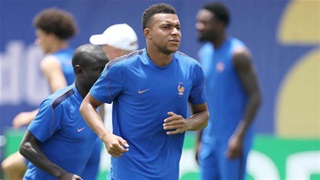 Xứng đáng tổng tư lệnh Mbappe: Không cần xuất hiện ở phần khởi động của ĐT Pháp