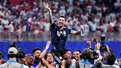 Người Anh ngả mũ trước Messi: 'Cầu thủ vĩ đại nhất mọi thời đại'