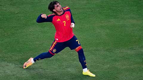 Ferran Torres ghi bàn phút 106 giúp Tây Ban Nha giành chức vô địch