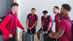 ĐT Việt Nam được HLV Kim Sang Sik thưởng ngay khi đến Thái Lan