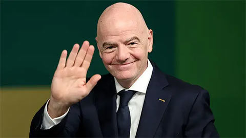 Infantino bị cáo buộc làm tổn hại lớn cho bóng đá