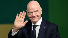 Làn sóng yêu cầu Infantino từ chức tăng cao