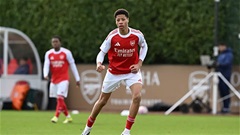 Sao trẻ 16 tuổi gây sốc khi rời Arsenal để gia nhập Man City