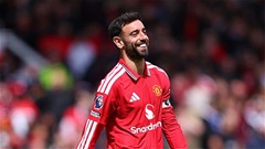 Bruno Fernandes hốt bạc ngoài sân cỏ