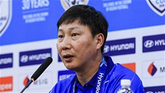 HLV Kim Sang Sik: ‘Thắng Singapore trước, rồi mới nghĩ đến Indonesia’
