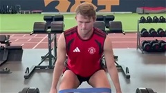 De Ligt khiến fan MU phát cuồng với màn tập tạ khủng, ngày tái xuất đã đến gần?
