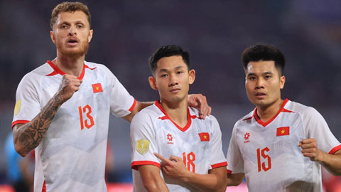 Hai Long ghi bàn gia tăng cách biệt cho ĐT Việt Nam (Trực tiếp: Indonesia 0-2 Việt Nam)