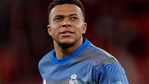 Mbappe bị bắt gặp xuất hiện tại Barcelona 