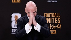 Infantino cúi đầu xin lỗi, ghế chủ tịch FIFA vẫn lung lay