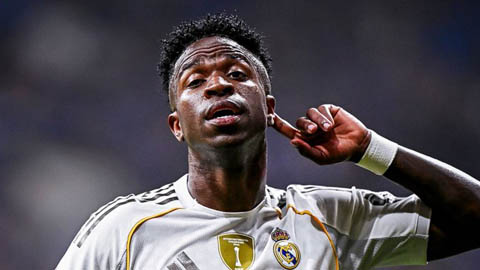 Vinicius xóa sạch Instagram giữa tin đồn đến Arsenal và đàm phán gia hạn với Real Madrid