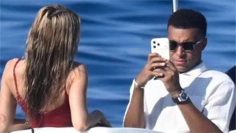 Mbappe lần đầu công khai hình ảnh bạn gái trên Instagram