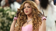 Shakira xúc động khi chia tay những đứa con ‘mới’ của mình