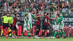 'Thánh quẩy' Antony bị đuổi, giao hữu Betis vs Bournemouth biến thành màn loạn đả