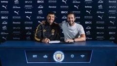 Man City ký hợp đồng với thủ môn vô địch World Cup