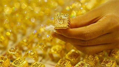 Giá vàng, tỷ giá ngoại tệ hôm nay 16/8: Vàng trong nước đi ngang