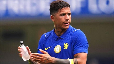 Enzo Fernandez bị CĐV Chelsea la ó trong ngày trở lại Stamford Bridge