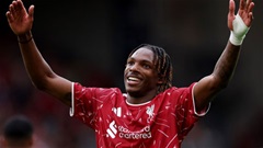 Tân binh Jacquet có màn ra mắt 'hay nhất lịch sử Liverpool'