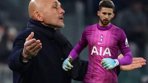 Tại sao Juventus vẫn chọn Vicario dù Spalletti không thích?