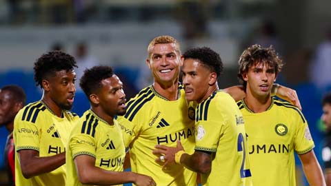 Ronaldo vượt 4 huyền thoại, lập loạt kỷ lục sốc ngày trở lại Al Nassr