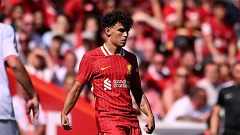 Cầu thủ 15 tháng không ra sân được Liverpool yêu cầu ra đi