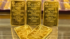 Giá vàng, tỷ giá ngoại tệ hôm nay 25/8: Vàng tăng mạnh, tiến sát mốc 4.700 USD/ounce