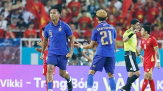 Yotsakon ghi bàn mở tỷ số cho Thái Lan (Việt Nam 0-1 Thái Lan)