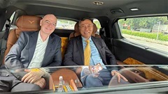 Chủ tịch FIFA Infantino ngồi xe VinFast Lạc Hồng: 'Pháo đài' Việt Nam có gì đặc biệt?