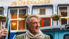 Ông chủ MU Jim Ratcliffe và Grenadier, chiếc 4x4 ra đời trên một tờ 5 bảng