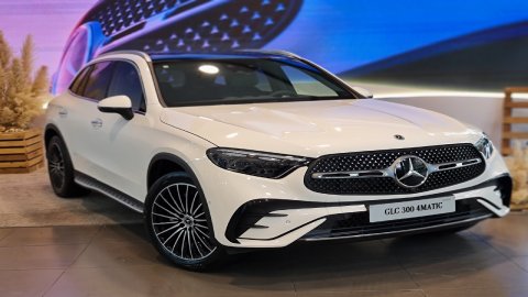 GLC 300 4Matic, dòng xe Quang Hải, Văn Hậu sở hữu giảm sốc hơn 600 triệu đồng