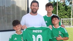 Messi cùng các con khoác áo CLB tại Tây Ban Nha