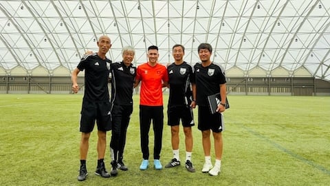 Lê Công Vinh tiếp tục sang Nhật Bản theo học bằng huấn luyện viên AFC