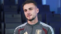 Con rể cựu thủ quân MU bị Aston Villa gạch tên dự Champions League