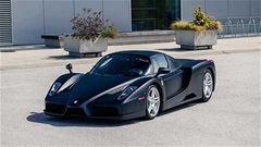 Ferrari Enzo 'độc nhất vô nhị' sắp đấu giá có xứng để các sao bóng đá quan tâm?