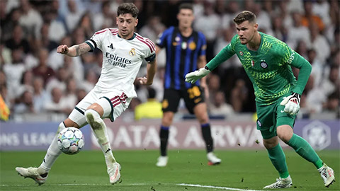 Inter Milan bị réo tên trong đêm Champions League ác mộng