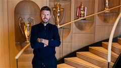 Carrick kêu gọi sức mạnh từ Old Trafford trước derby
