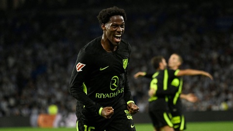 Atletico đang vớ được món hời với Jonathan David?