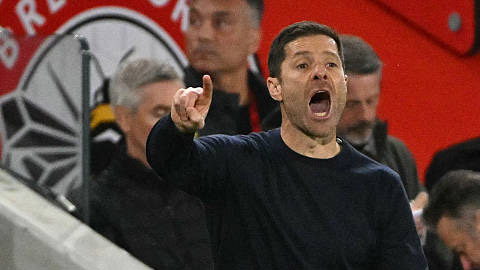 Chelsea vỡ trận trước Brentford: Công cùn, thủ nát