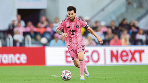 Chiêm ngưỡng siêu phẩm sút phạt khó tin của Messi vào lưới San Diego
