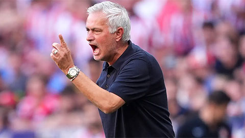 Mourinho chỉ trích 4 sao Real, tuyên bố cứng về khả năng sa thải