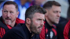 Carrick không bận tâm khi fan MU phản đối quyết định thay Mainoo