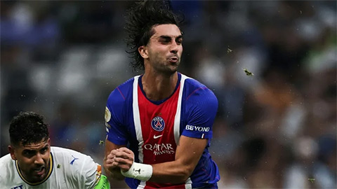 Ferran Torres đang gây sốt ở Paris, gây áp lực lên Luis Enrique
