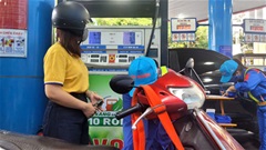 Giá xăng dầu hôm nay 27/9: Dầu vượt mức 30.000, xăng E10 hơn 27.000