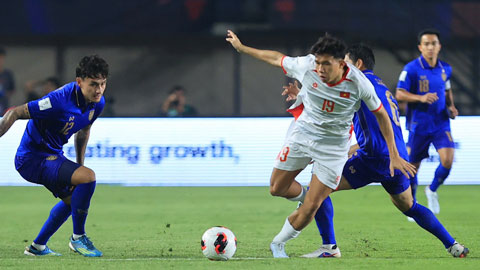 Trực tiếp Thái Lan 1-0 Việt Nam: Lê Giang lại thoát thua