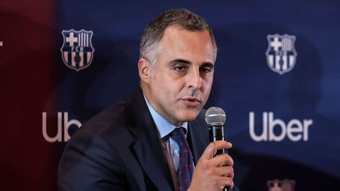 CEO Barca từ chức chỉ sau 1 năm