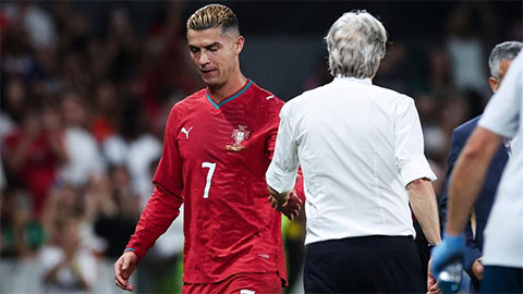Jorge Jesus quản Ronaldo kiểu gì đây?