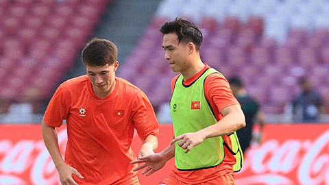 Việt Anh, Hoàng Hên nguy cơ lỡ trận Việt Nam vs Malaysia